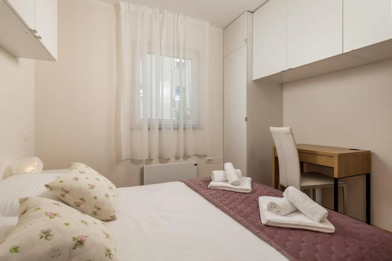 Apartment Moon River Rijeka