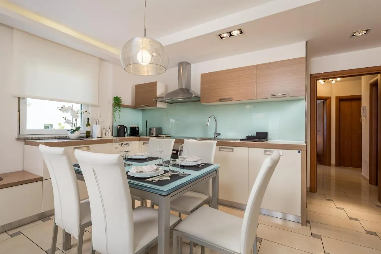 Moon River Rijeka Apartment